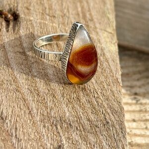 NEW! Tube Agate Ring